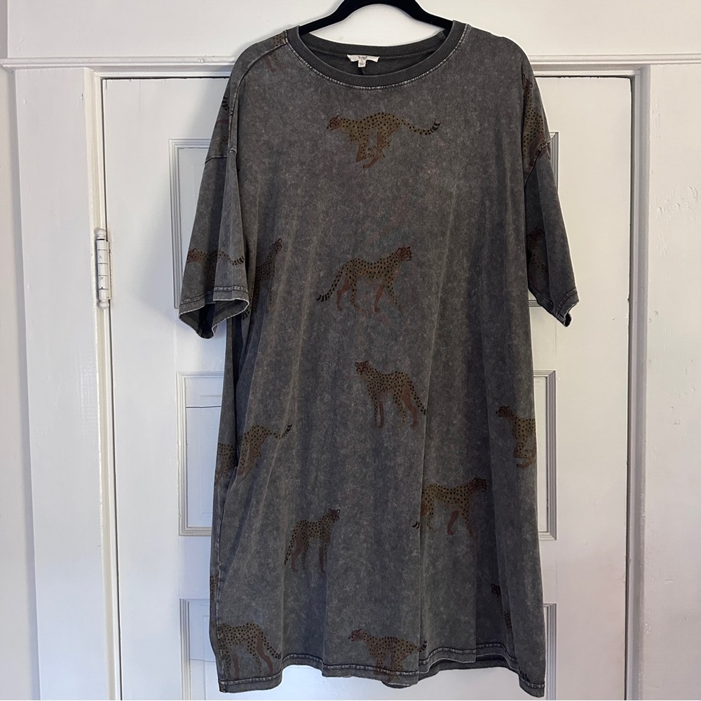Dressed In Lala Cheetah T-shirt Dress size Large (when Lala sold boutique items)